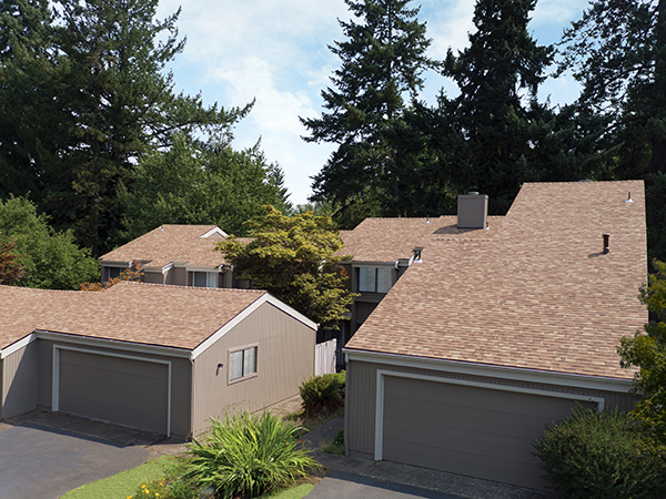 Battlecreek Commons in Salem, Oregon had roofs redone with Malarkey Vista AR shingles