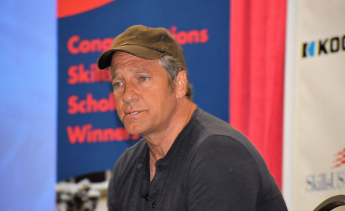 GAF-Meet-Mike-Rowe-in-the-GAF-Booth-at-IRE-and-Give-a-Salute-to-our-Troops